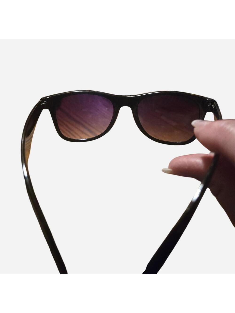 Classic Black Wayfarer Style Sunglasses with Gradient Lenses